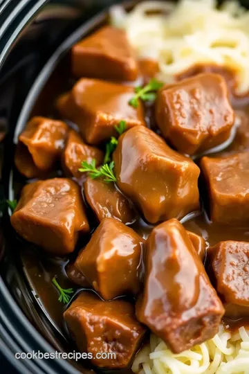 Slow Cooker Cube Steak in Savory Gravy presentation